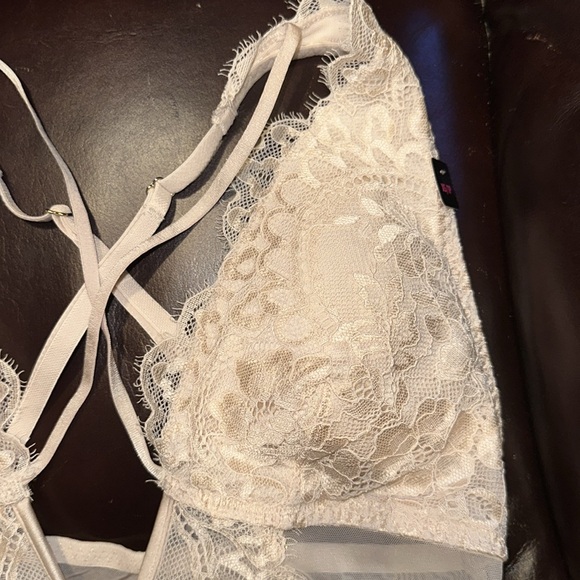 NWT La SENZA Lacy Bralette - Picture 2 of 13